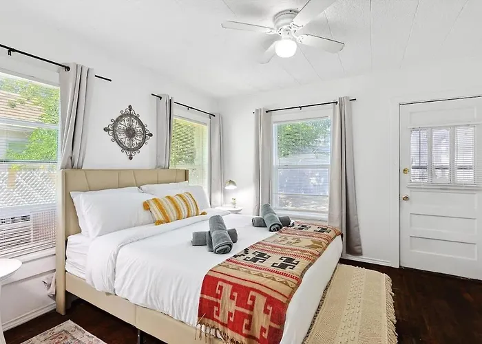 Apartment Comfy Loft 8min From Downtown Fw *